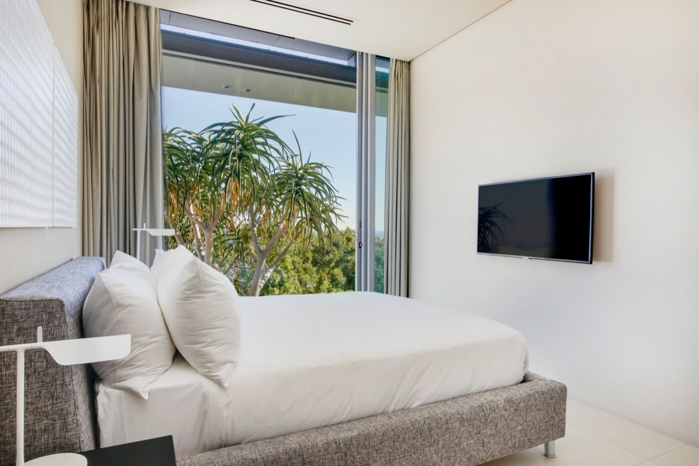 Photo 12 of The Crescent accommodation in Camps Bay, Cape Town with 6 bedrooms and 6.5 bathrooms