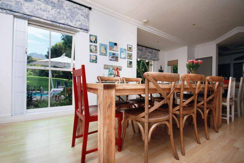 Photo 5 of The Vintage Constantia accommodation in Constantia, Cape Town with 6 bedrooms and 6.5 bathrooms