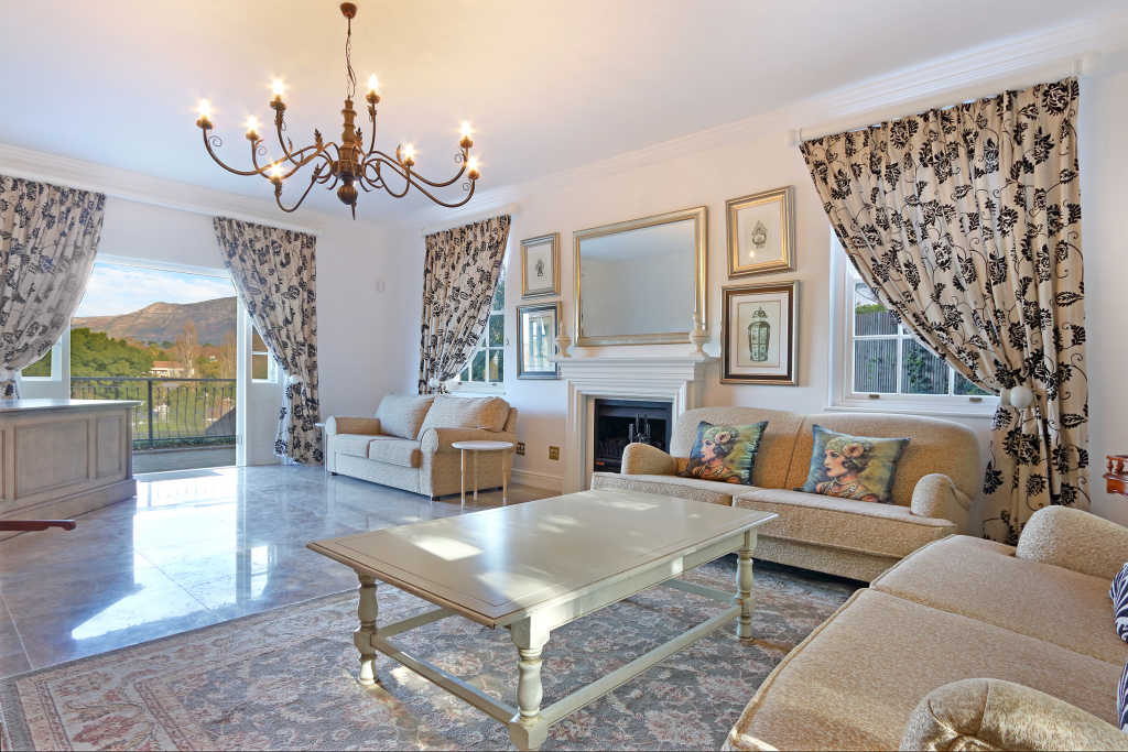 Photo 14 of Alphens Edge Boutique Retreat accommodation in Constantia, Cape Town with 7 bedrooms and 7 bathrooms