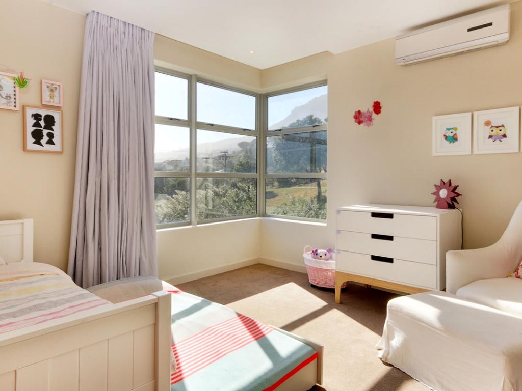 Photo 9 of Amanzi Villa accommodation in Camps Bay, Cape Town with 3 bedrooms and 3 bathrooms