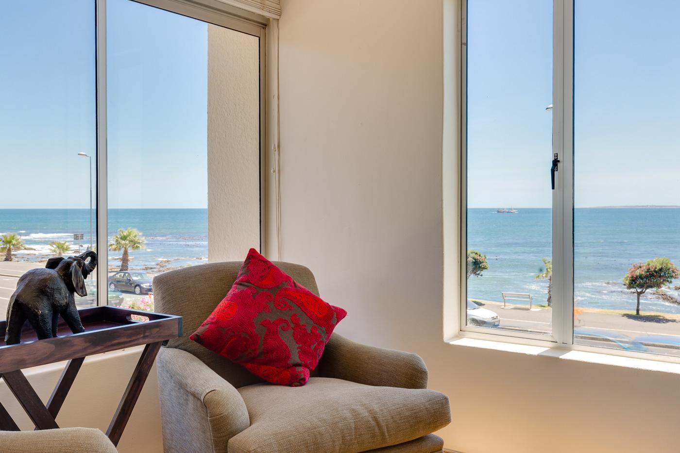 Photo 4 of Apartment Marina accommodation in Mouille Point, Cape Town with 2 bedrooms and 2 bathrooms