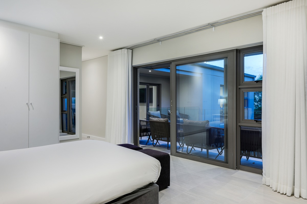 Photo 3 of Apostles Views accommodation in Camps Bay, Cape Town with 9 bedrooms and 9 bathrooms