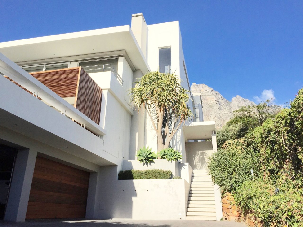 Photo 18 of Aqua Penthouse accommodation in Camps Bay, Cape Town with 2 bedrooms and 2 bathrooms