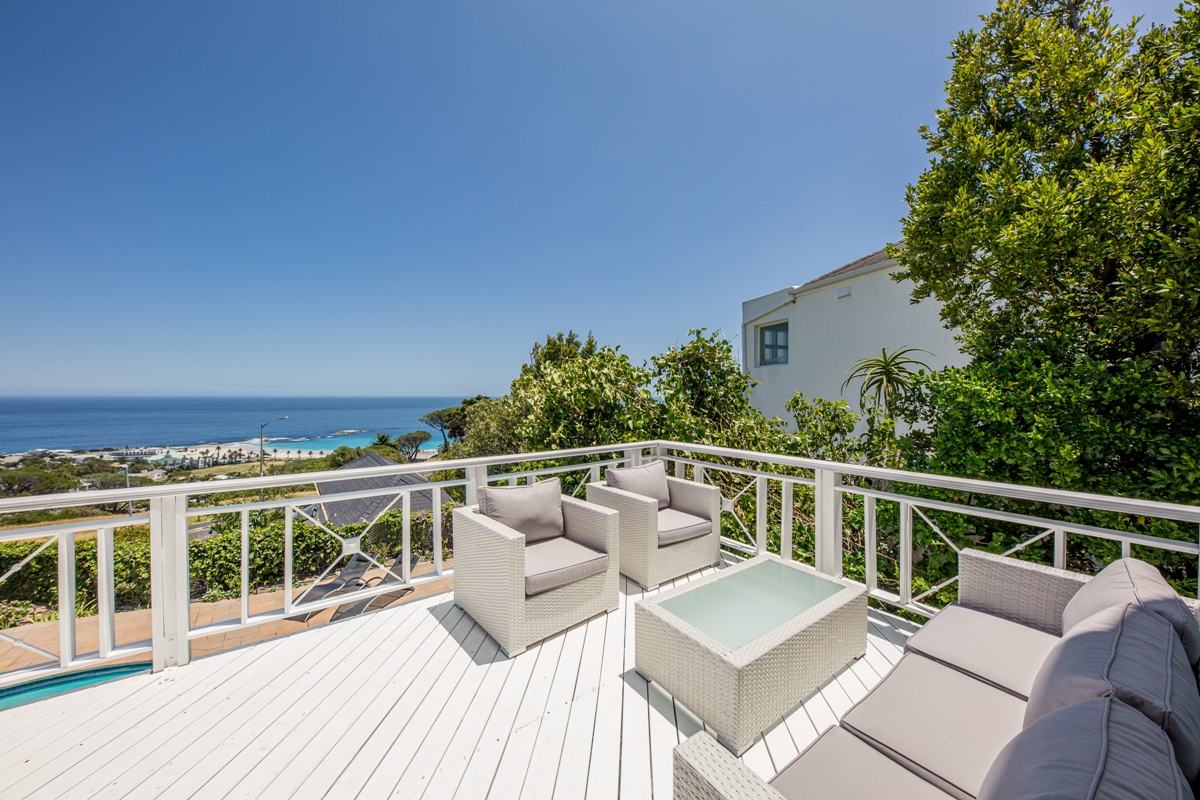 Photo 3 of Aqua Vista accommodation in Camps Bay, Cape Town with 5 bedrooms and 5 bathrooms