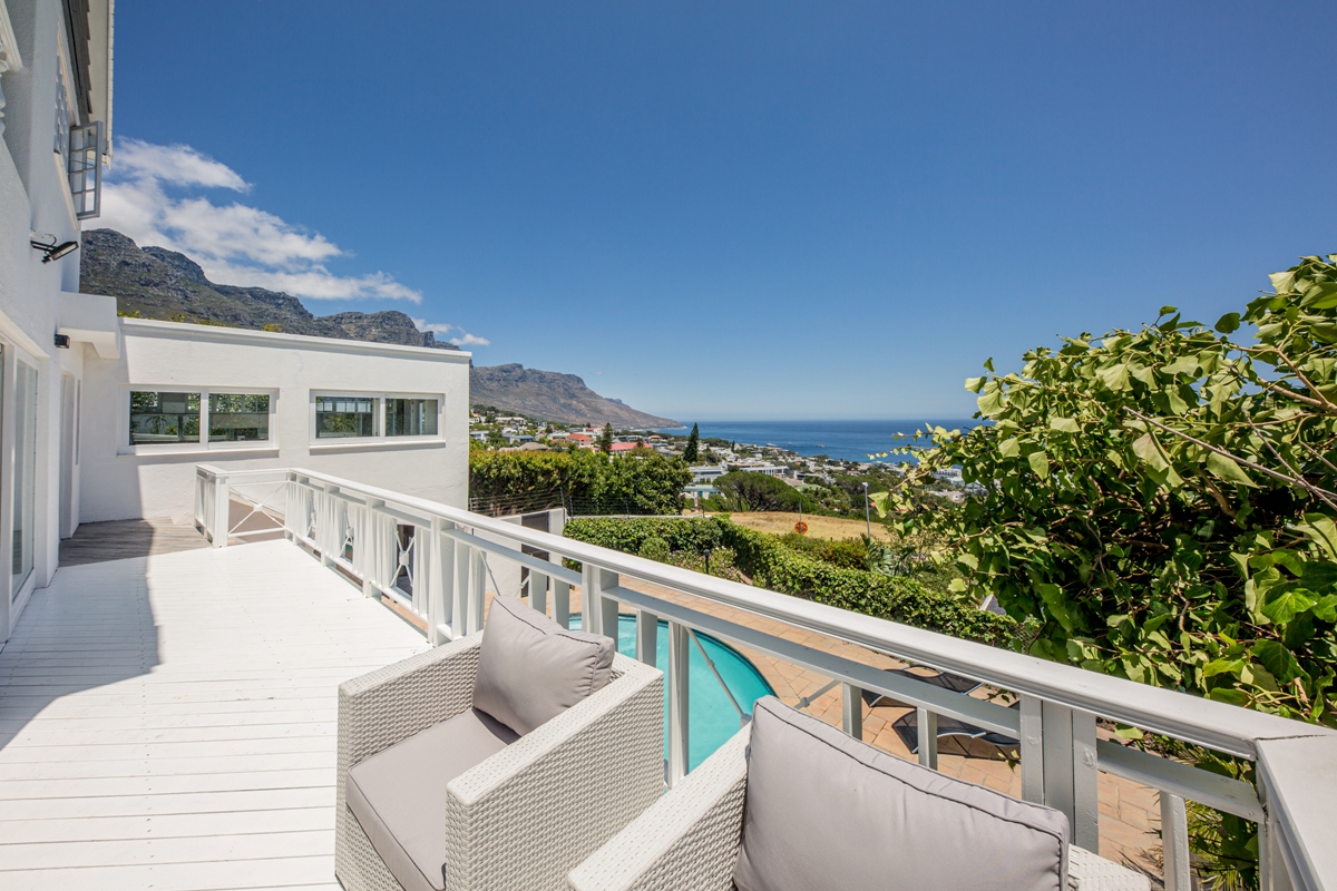 Photo 19 of Aqua Vista accommodation in Camps Bay, Cape Town with 5 bedrooms and 5 bathrooms