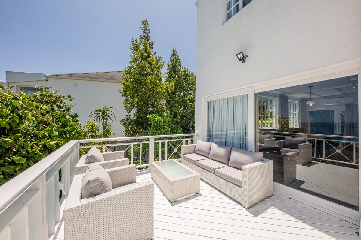 Photo 22 of Aqua Vista accommodation in Camps Bay, Cape Town with 5 bedrooms and 5 bathrooms