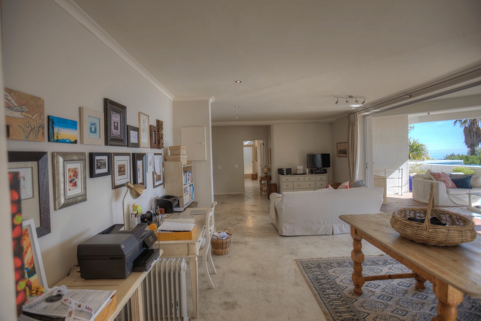 Photo 25 of Arcadia Close accommodation in Bantry Bay, Cape Town with 4 bedrooms and 4 bathrooms