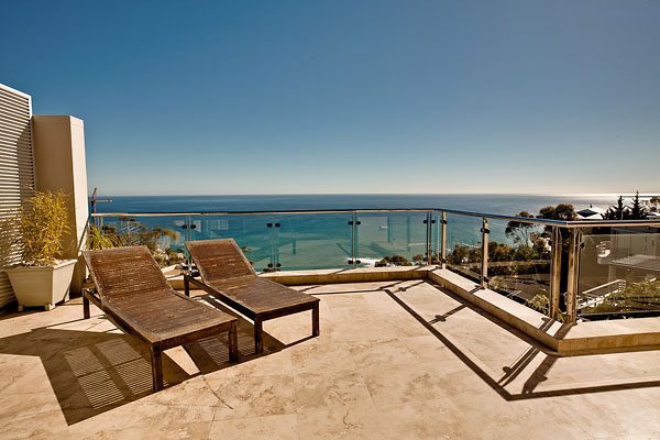 Photo 7 of Arcadia Road accommodation in Bantry Bay, Cape Town with 3 bedrooms and 3 bathrooms