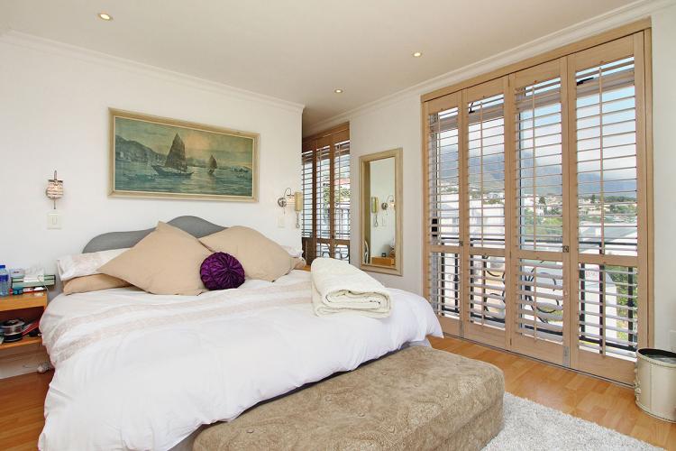 Photo 12 of Argyle Delight accommodation in Camps Bay, Cape Town with 4 bedrooms and 3 bathrooms