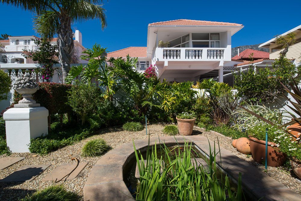 Photo 13 of Atholl Charm Villa accommodation in Camps Bay, Cape Town with 3 bedrooms and 2 bathrooms