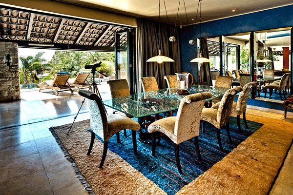 Photo 6 of Atholl Villa Camps Bay accommodation in Camps Bay, Cape Town with 4 bedrooms and 3 bathrooms