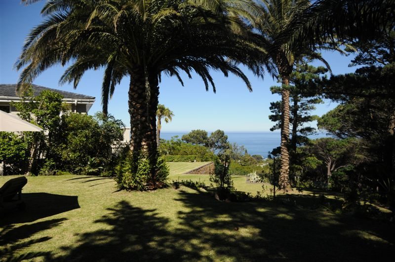 Photo 2 of Atholl Villa accommodation in Camps Bay, Cape Town with 5 bedrooms and 4 bathrooms