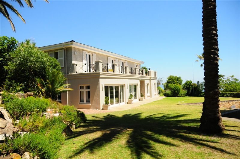 Photo 1 of Atholl Villa accommodation in Camps Bay, Cape Town with 5 bedrooms and 4 bathrooms
