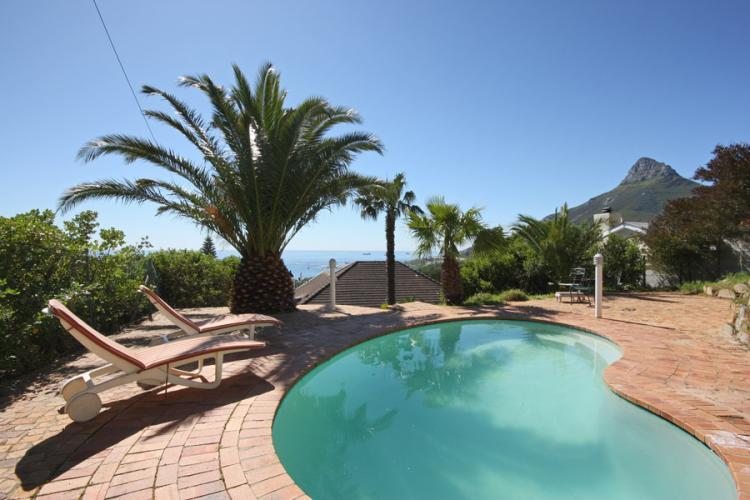 Photo 7 of Atlantic Pearl accommodation in Camps Bay, Cape Town with 4 bedrooms and 4 bathrooms