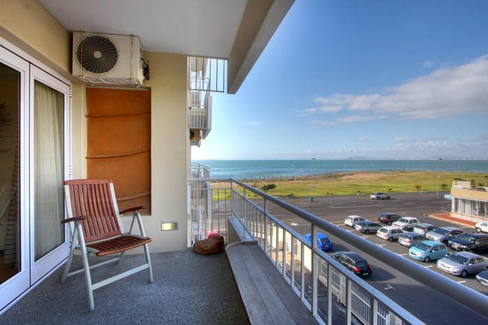 Photo 12 of Atlantic Ridge Apartment accommodation in Mouille Point, Cape Town with 2 bedrooms and 2 bathrooms