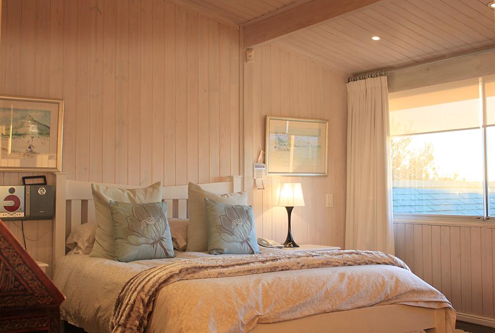 Photo 23 of Atlantic Villa accommodation in Camps Bay, Cape Town with 4 bedrooms and  bathrooms