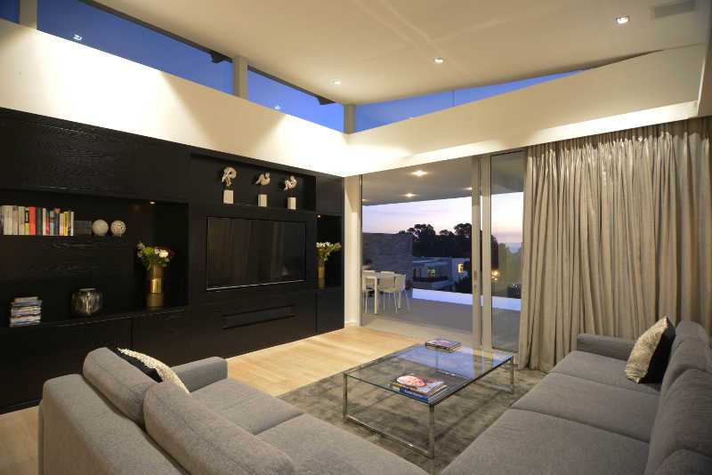 Photo 2 of Atlantica accommodation in Camps Bay, Cape Town with 4 bedrooms and 4 bathrooms