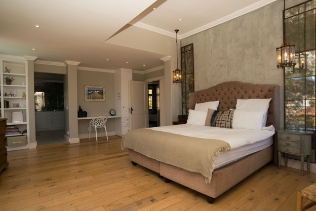Photo 8 of Avenue Normandie Villa accommodation in Fresnaye, Cape Town with 4 bedrooms and 2 bathrooms
