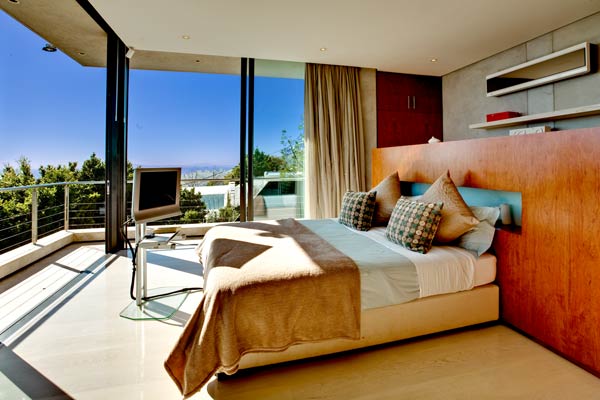 Photo 8 of Avenue St Leon accommodation in Bantry Bay, Cape Town with 5 bedrooms and 5 bathrooms