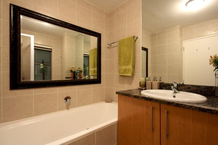 Photo 7 of B9 Soho on Strand accommodation in City Centre, Cape Town with 1 bedrooms and 1 bathrooms