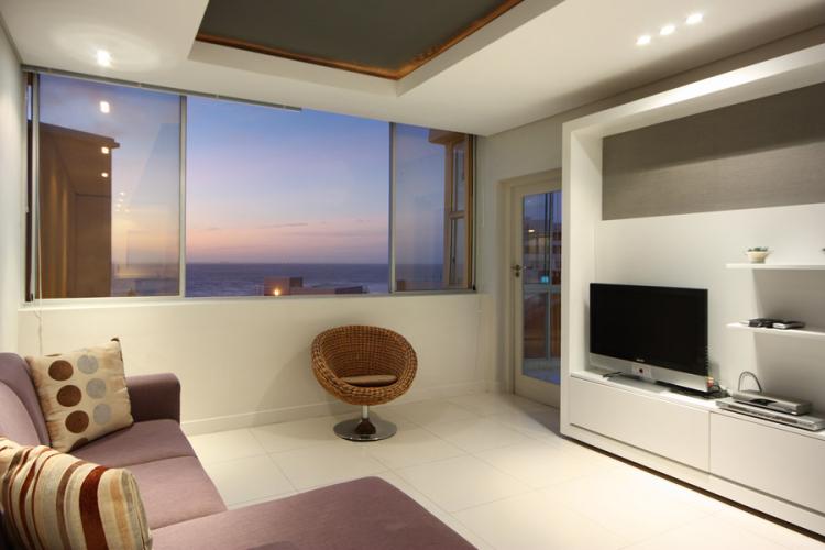 Photo 2 of Bantry Bay Apartment 404 accommodation in Bantry Bay, Cape Town with 2 bedrooms and 2 bathrooms
