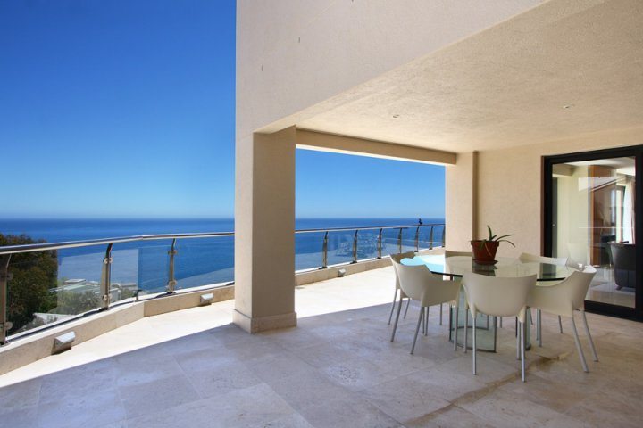 Photo 23 of Bantry Bay Rocks accommodation in Bantry Bay, Cape Town with 4 bedrooms and 2 bathrooms