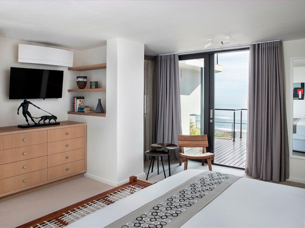 Photo 9 of Bantry Bay Views Villa accommodation in Bantry Bay, Cape Town with 5 bedrooms and 5 bathrooms