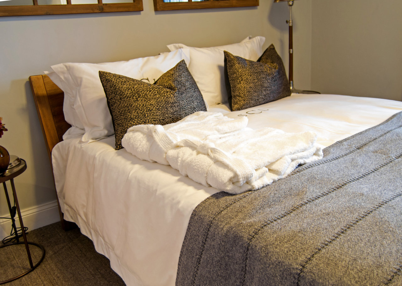 Photo 16 of Bantry Luxe Grande accommodation in Bantry Bay, Cape Town with 3 bedrooms and 3 bathrooms