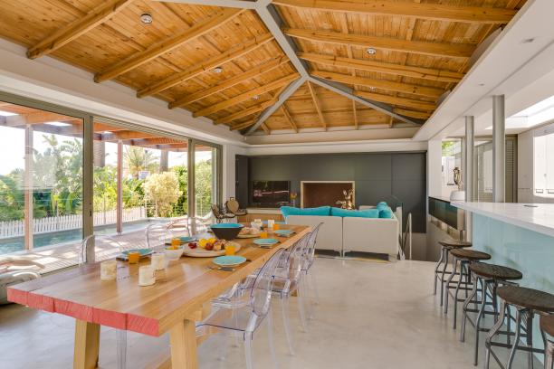 Photo 18 of Beach Bungalow 52 accommodation in Clifton, Cape Town with 3 bedrooms and 2 bathrooms