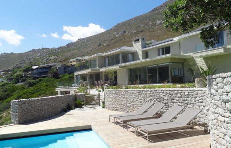 Photo 7 of Beach House – Llandudno accommodation in Llandudno, Cape Town with 4 bedrooms and 4 bathrooms