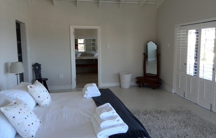 Photo 2 of Beach Walk Llandudno accommodation in Llandudno, Cape Town with 4 bedrooms and 2 bathrooms