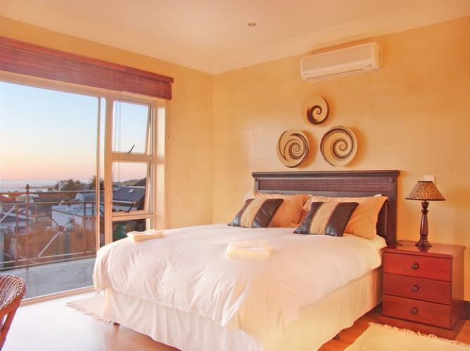Photo 6 of Beachside Penthouse accommodation in Camps Bay, Cape Town with 3 bedrooms and 3 bathrooms
