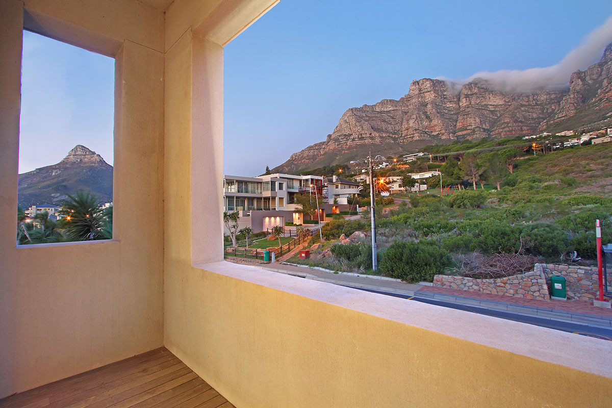Photo 15 of Belmondo accommodation in Camps Bay, Cape Town with 5 bedrooms and 5 bathrooms
