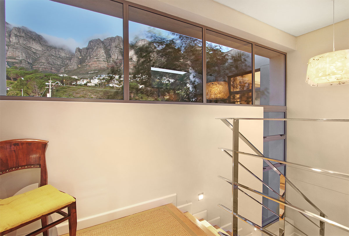 Photo 7 of Belmondo accommodation in Camps Bay, Cape Town with 5 bedrooms and 5 bathrooms