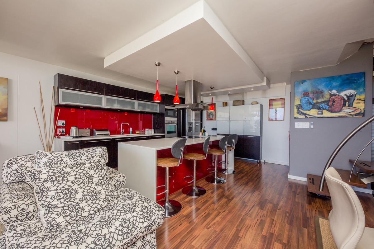 Photo 13 of Benoa accommodation in Camps Bay, Cape Town with 2 bedrooms and 2.5 bathrooms