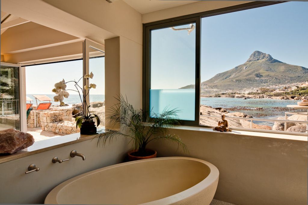 Photo 7 of Beta Beach Bungalow accommodation in Bakoven, Cape Town with 3 bedrooms and 2 bathrooms
