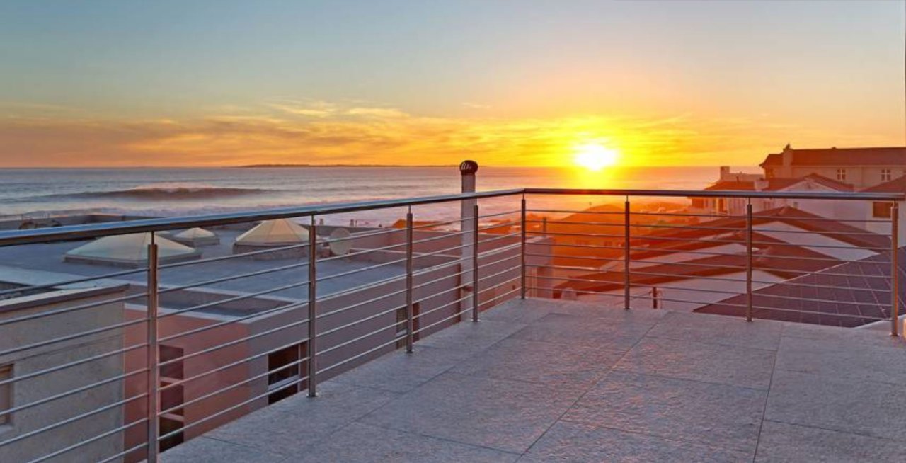 Photo 17 of Biccard Views Villa accommodation in Bloubergstrand, Cape Town with 5 bedrooms and 4 bathrooms