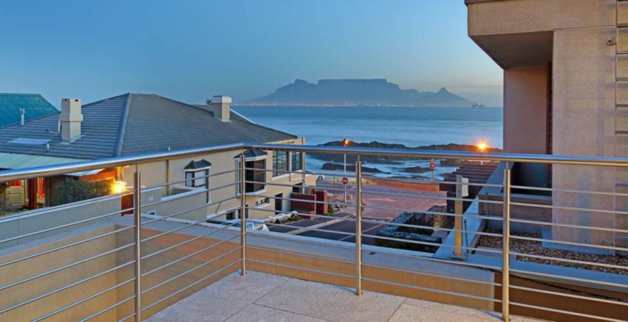 Photo 19 of Biccard Views Villa accommodation in Bloubergstrand, Cape Town with 5 bedrooms and 4 bathrooms