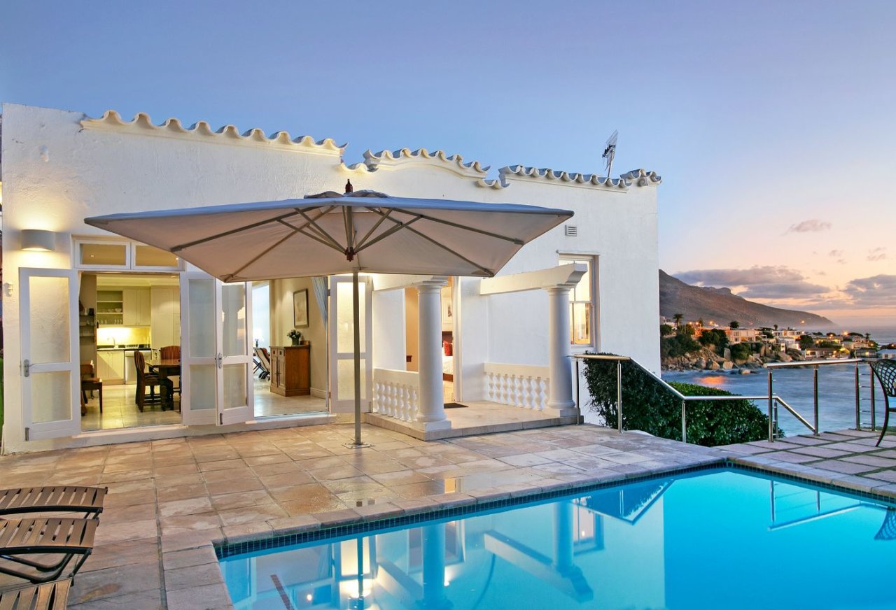 Photo 13 of Bingley Place accommodation in Camps Bay, Cape Town with 5 bedrooms and 5 bathrooms