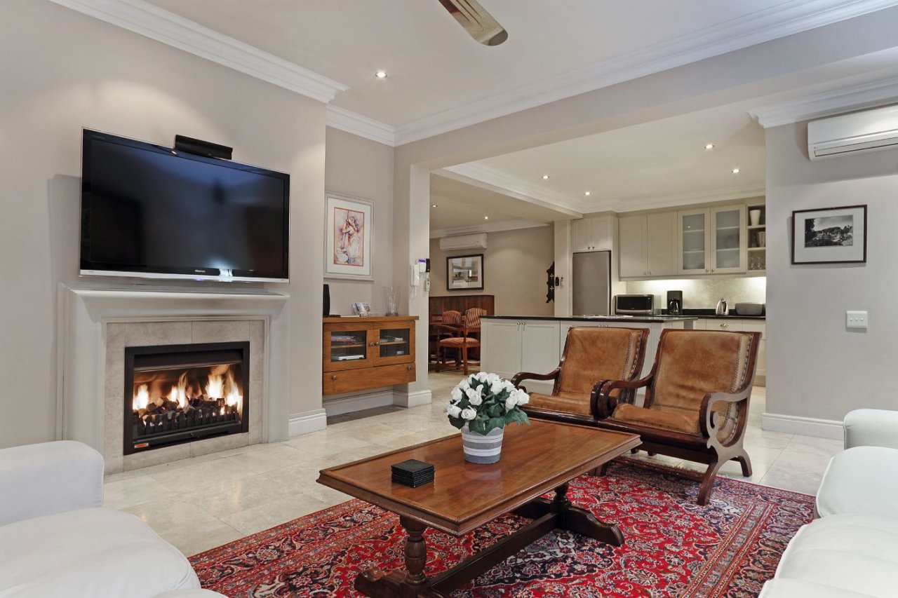 Photo 24 of Bingley Place accommodation in Camps Bay, Cape Town with 5 bedrooms and 5 bathrooms