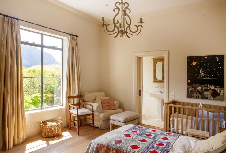 Photo 6 of Bishopscourt La Vue accommodation in Bishopscourt, Cape Town with 5 bedrooms and 5 bathrooms