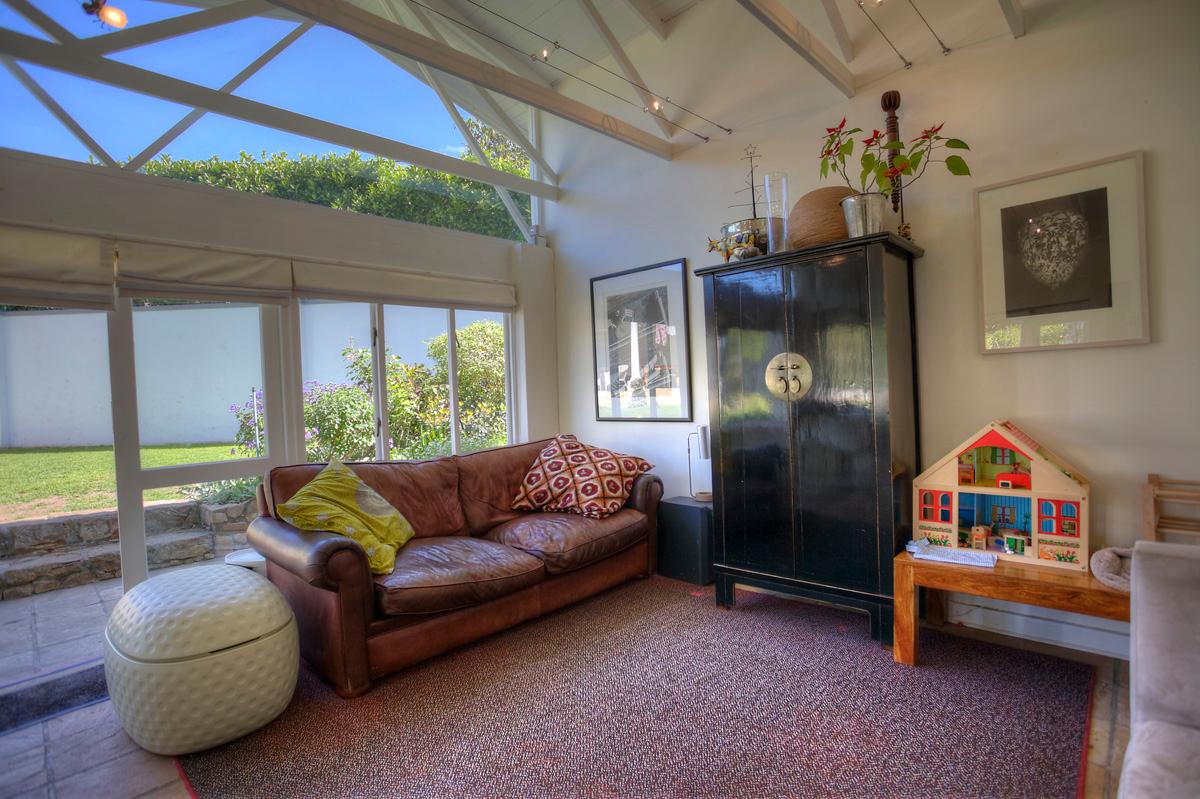 Photo 16 of Bishopscourt Manor accommodation in Bishopscourt, Cape Town with 4 bedrooms and 3 bathrooms