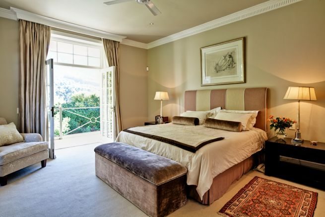 Photo 11 of Bishopscourt Views accommodation in Bishopscourt, Cape Town with 4 bedrooms and 4 bathrooms
