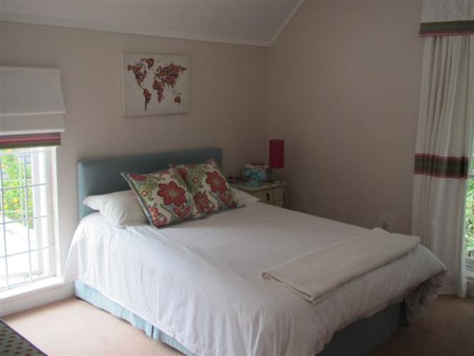 Photo 17 of Bishopscourt Villa accommodation in Bishopscourt, Cape Town with 4 bedrooms and 5 bathrooms