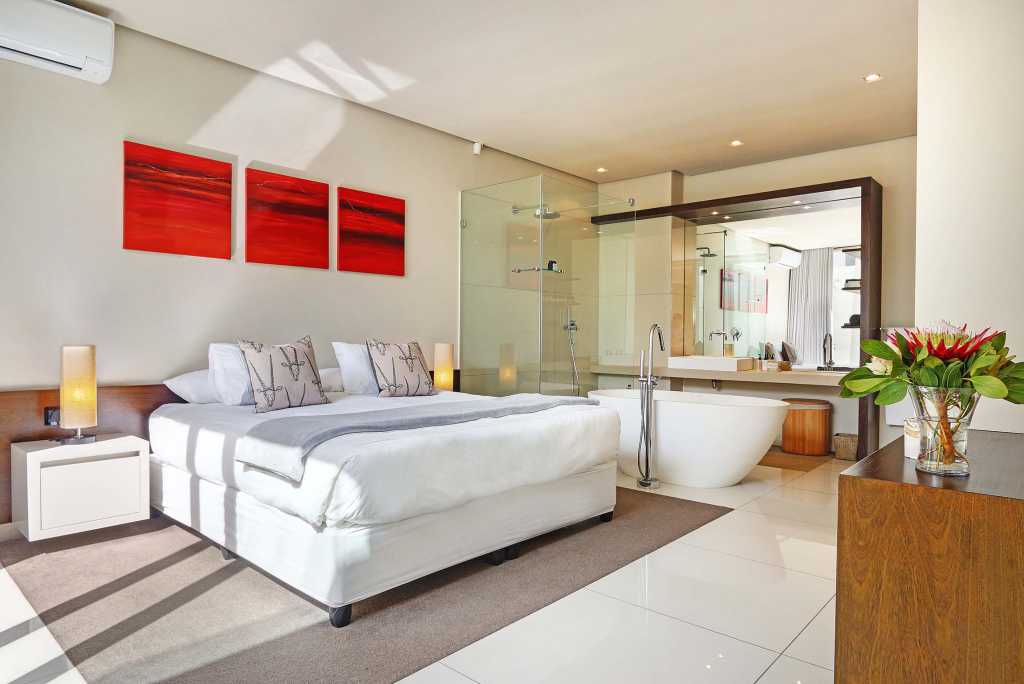 Photo 10 of Blinkwater Villa accommodation in Camps Bay, Cape Town with 4 bedrooms and 4 bathrooms
