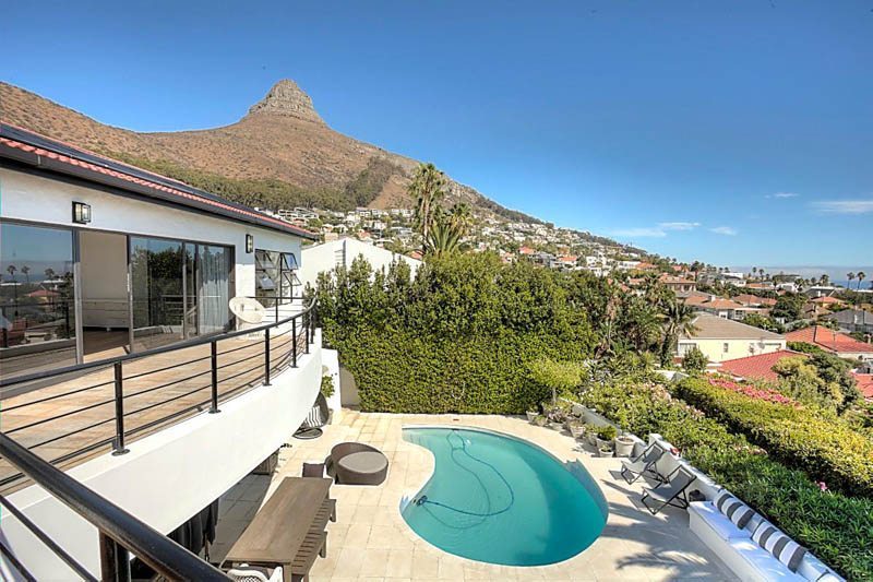 Photo 17 of Borbeaux Villa accommodation in Fresnaye, Cape Town with 4 bedrooms and 4 bathrooms