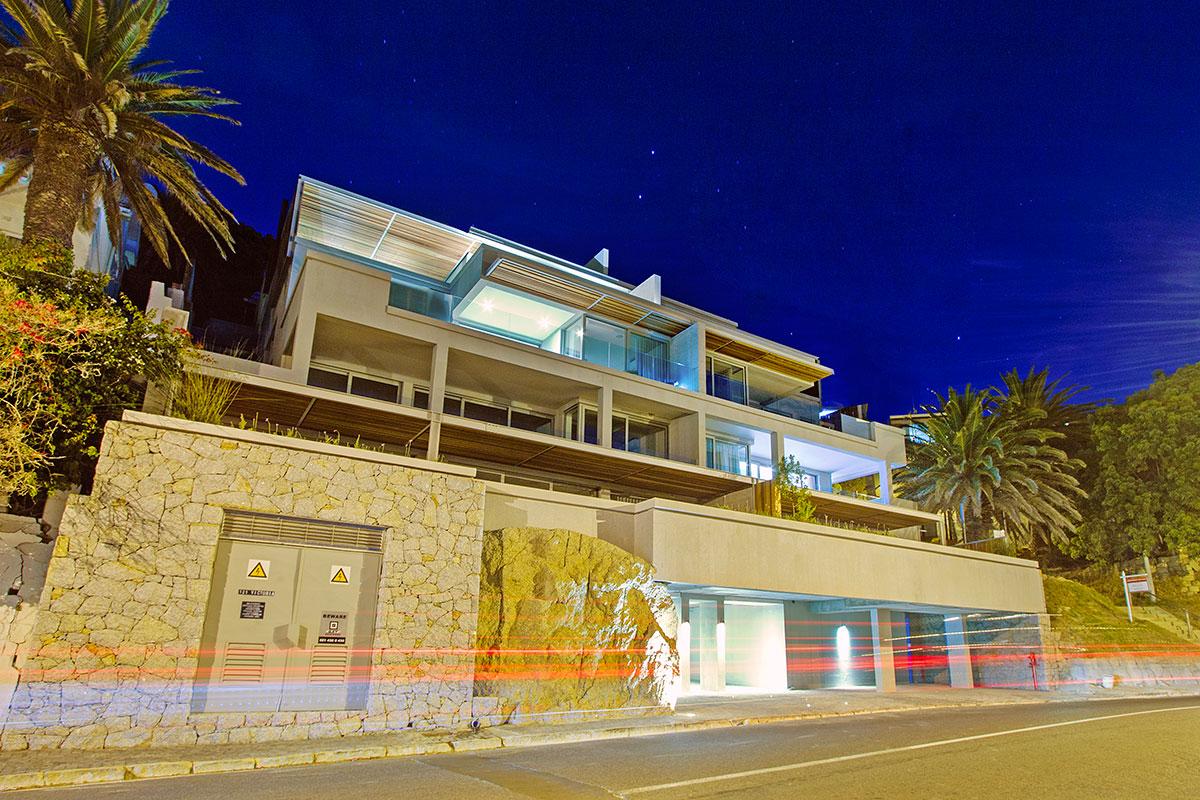 Photo 8 of Boulder 102 accommodation in Camps Bay, Cape Town with 2 bedrooms and  bathrooms
