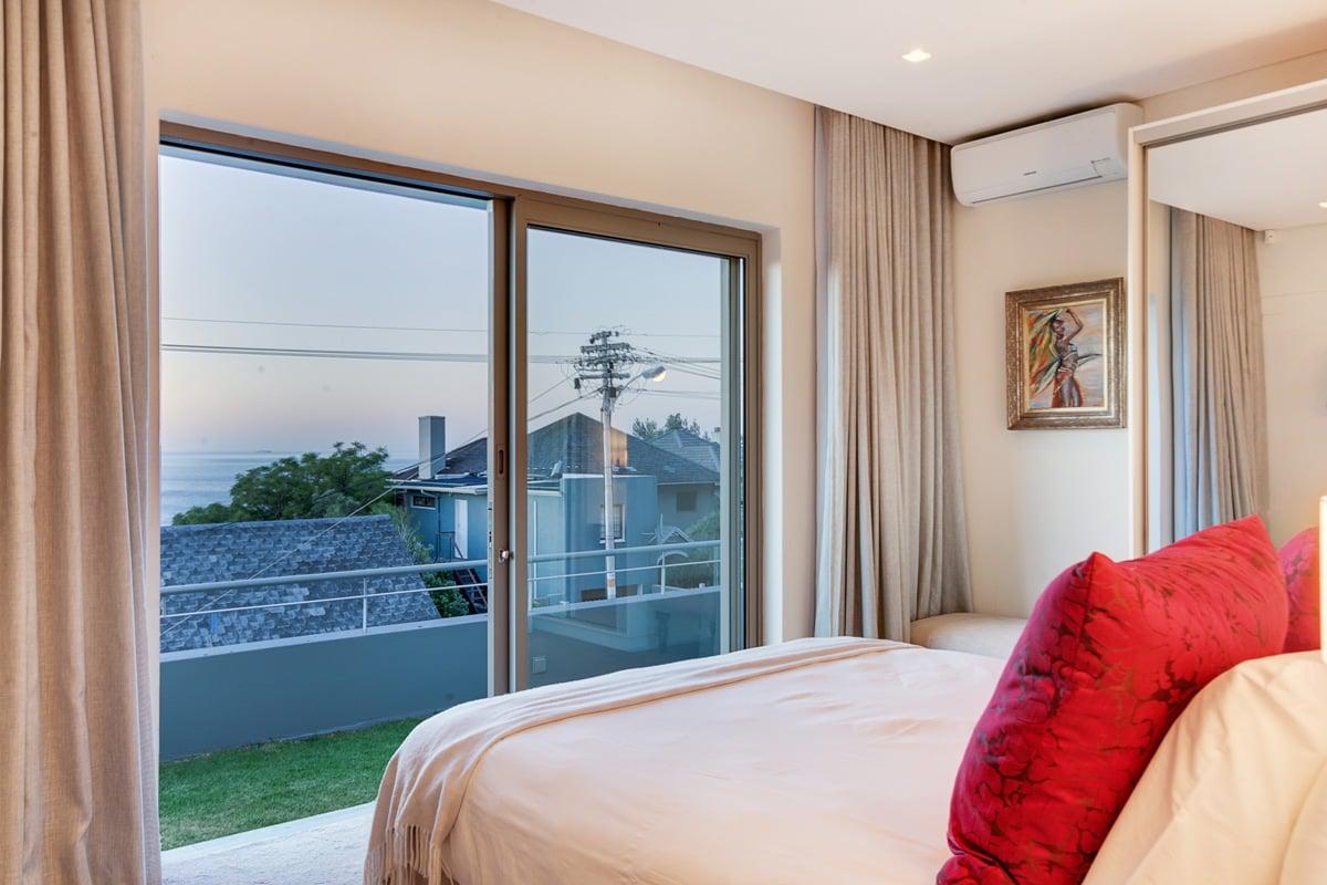 Photo 11 of Brightside Villa accommodation in Camps Bay, Cape Town with 5 bedrooms and 4 bathrooms