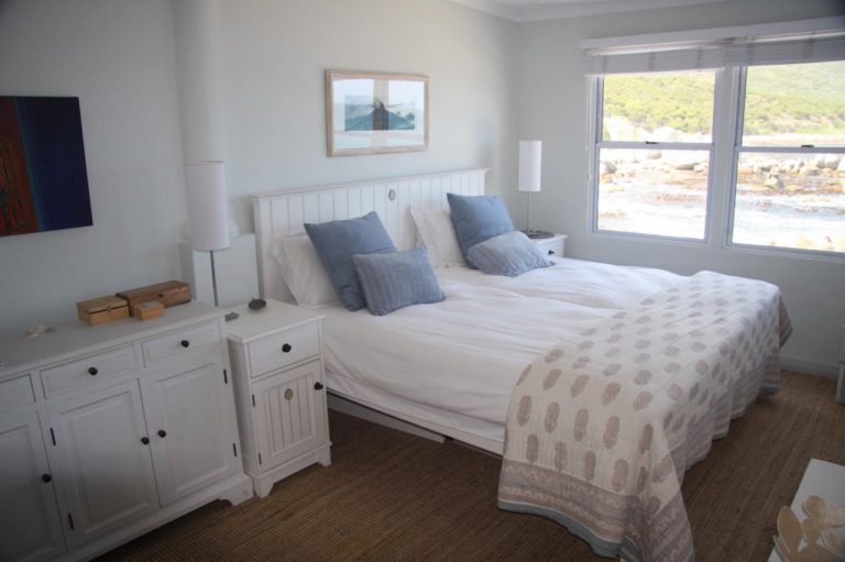 Photo 10 of Brook Bungalow accommodation in Bakoven, Cape Town with 3 bedrooms and  bathrooms