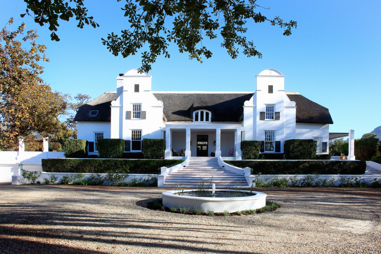 Photo 1 of Buitenzorg accommodation in Constantia, Cape Town with 5 bedrooms and 5 bathrooms